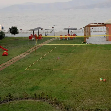 Biscoutsis & Apart-hotel