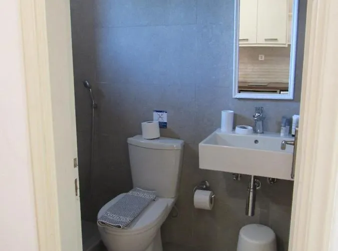 Biscoutsis & Aparthotel 3*