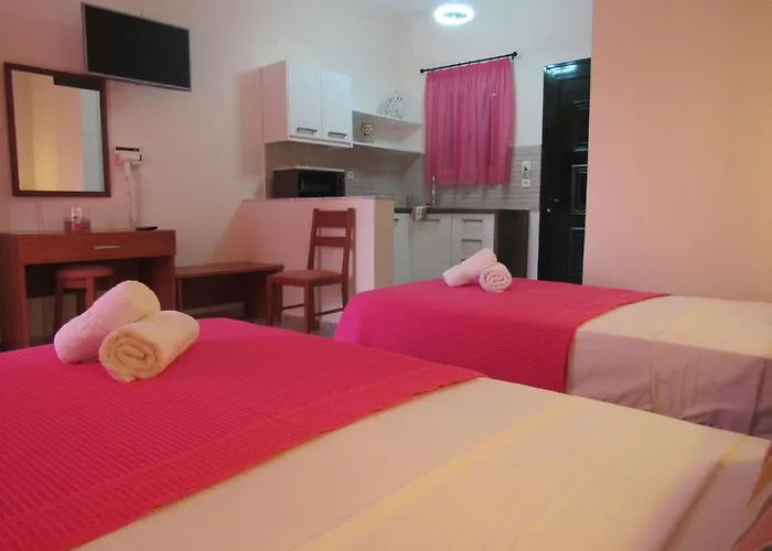 Aparthotel Biscoutsis & 3*