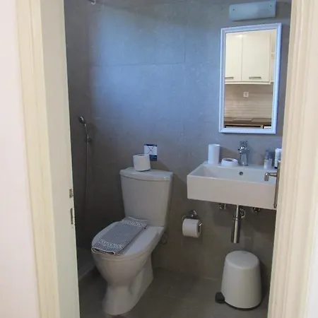 Biscoutsis & Appart hôtel 3*