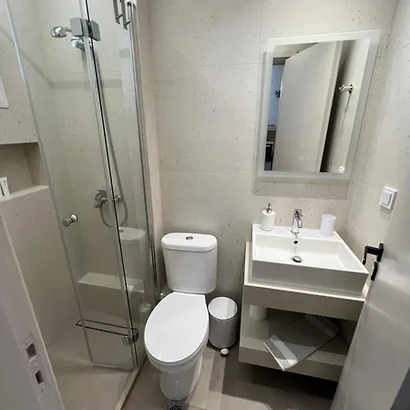 Biscoutsis & Aparthotel 3*